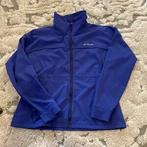 Columbia Light weight fitted jacket.